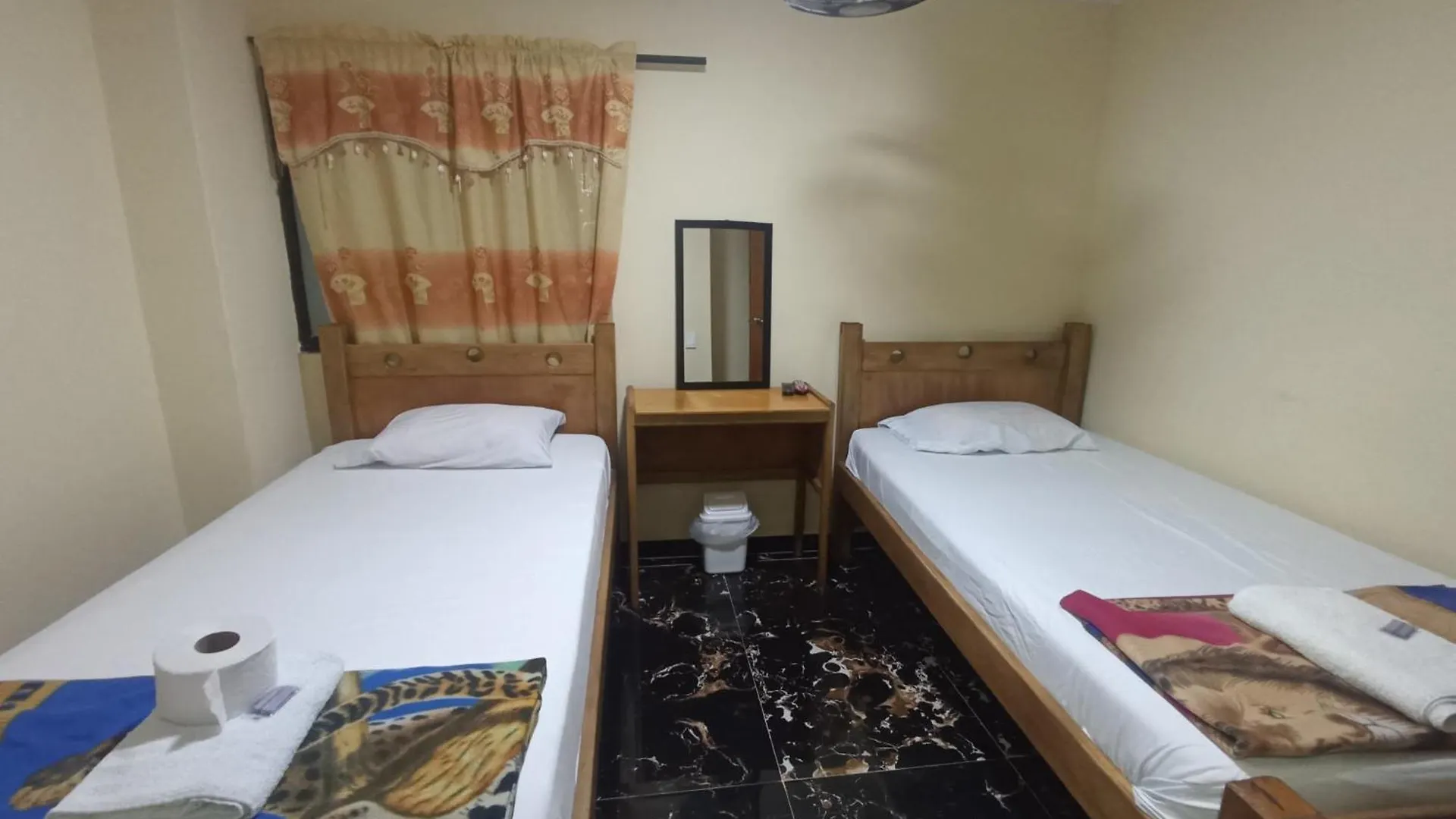 Hostel Hotel San Vicente Μεντεγίν