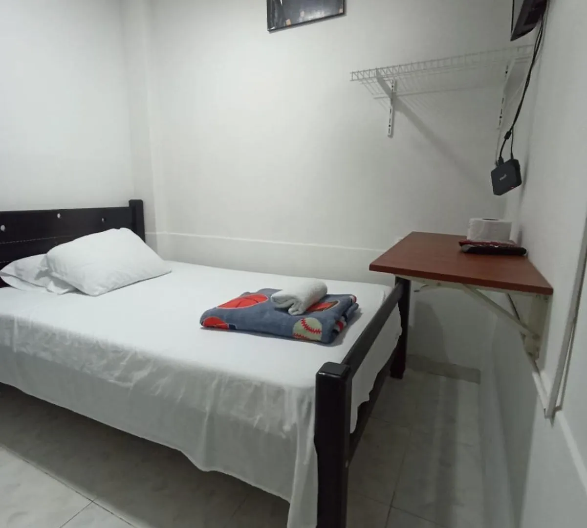 Hotel San Vicente Μεντεγίν Hostel